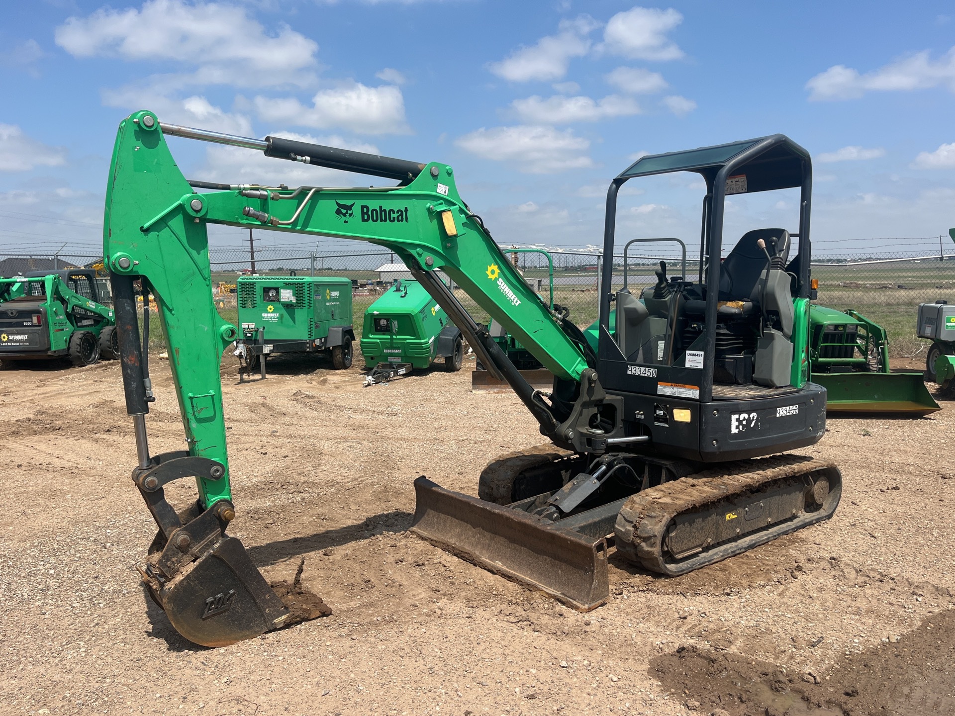 2016 Bobcat E32i Mini Excavator