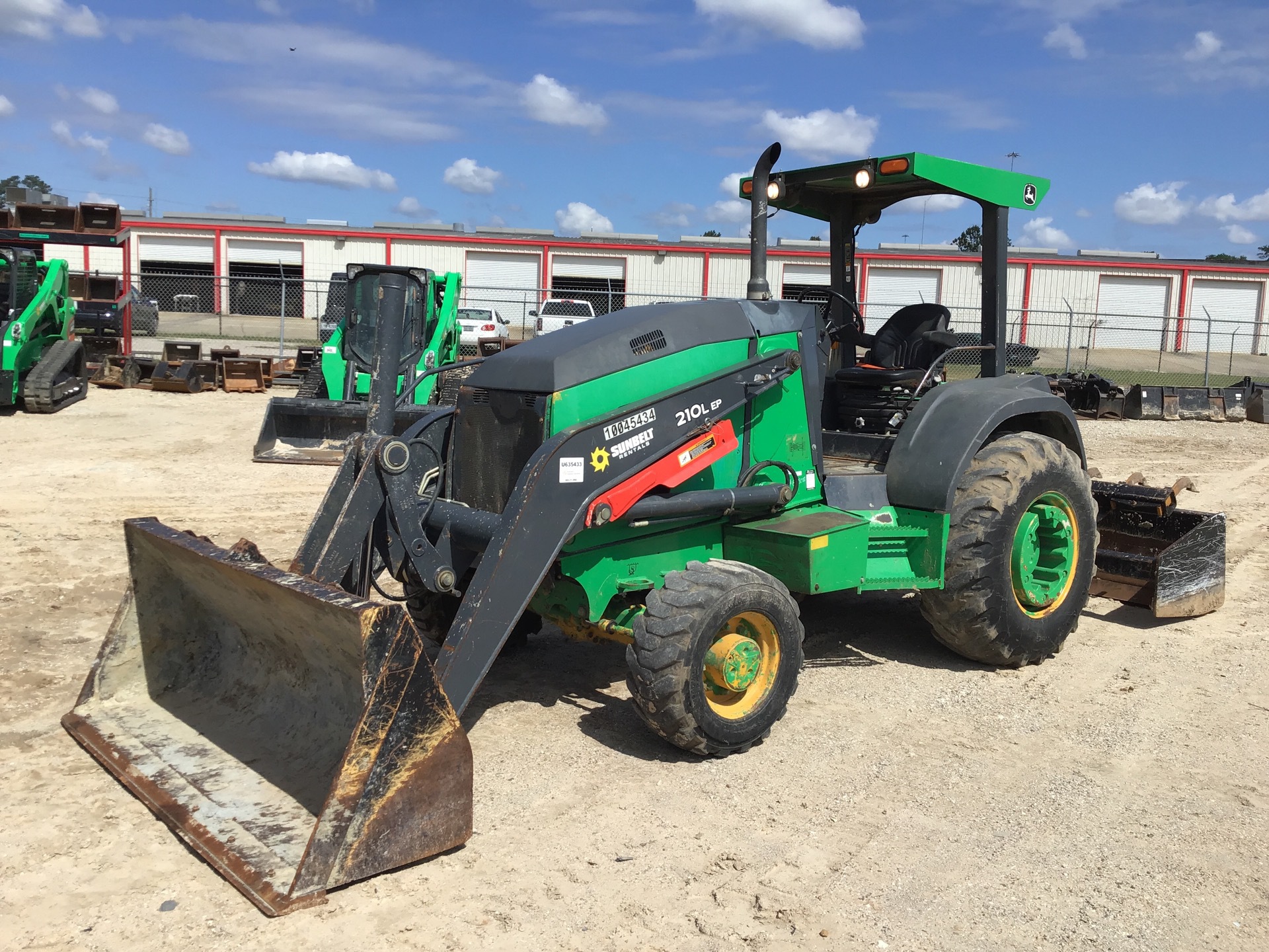 2018 John Deere 210L EP 4x4 Landscape Loader