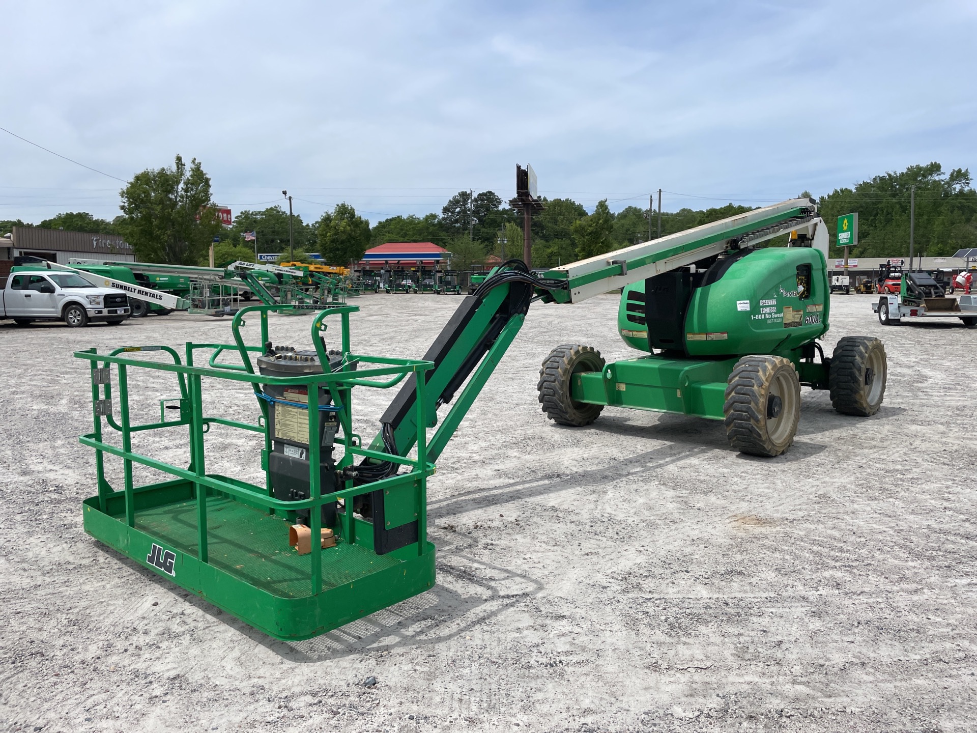 2014 JLG 600AJ 4WD Diesel Articulating Boom Lift