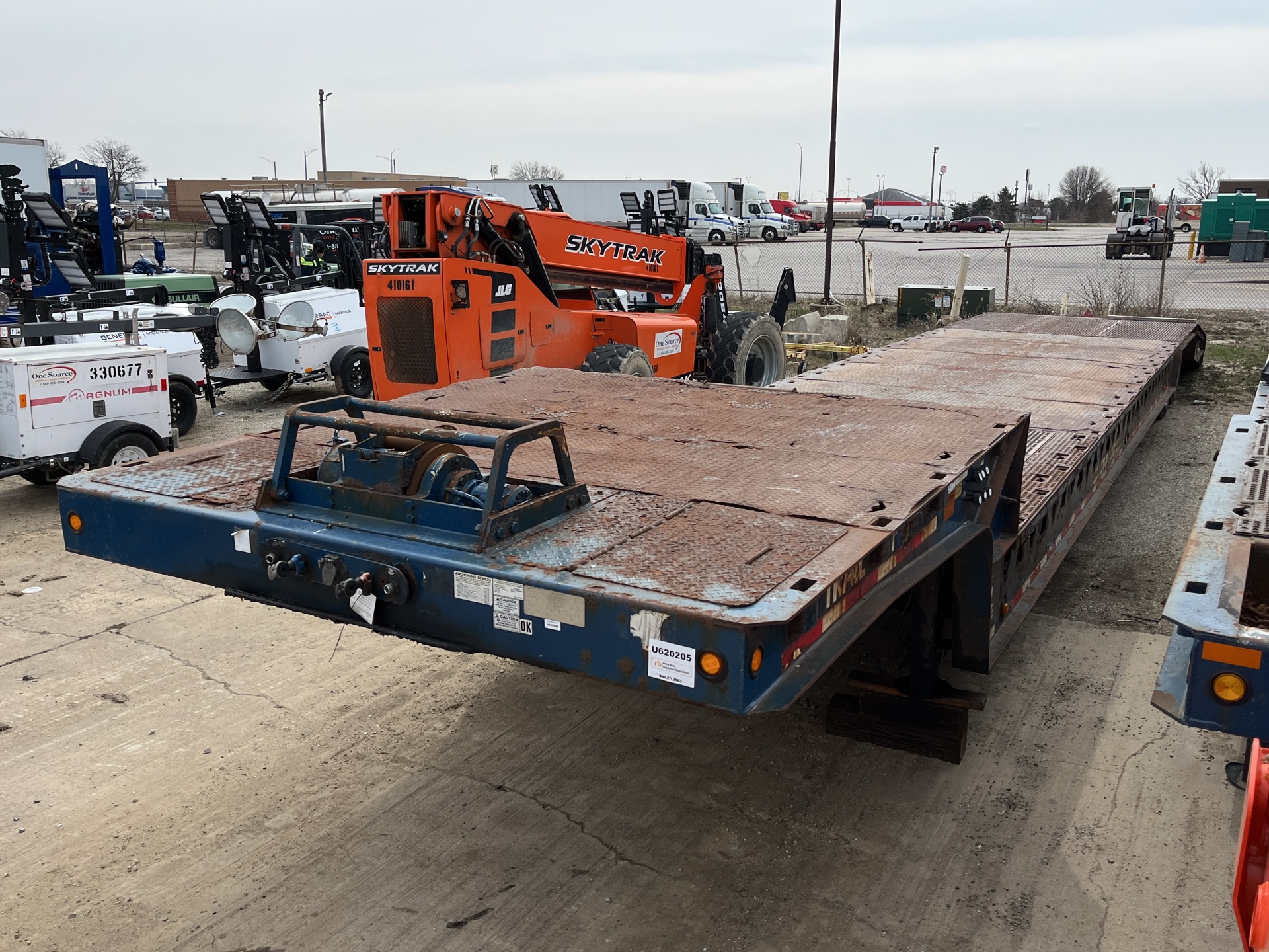 2013 Trail King TK70HT-532 T/A Hydraulic Tail Trailer