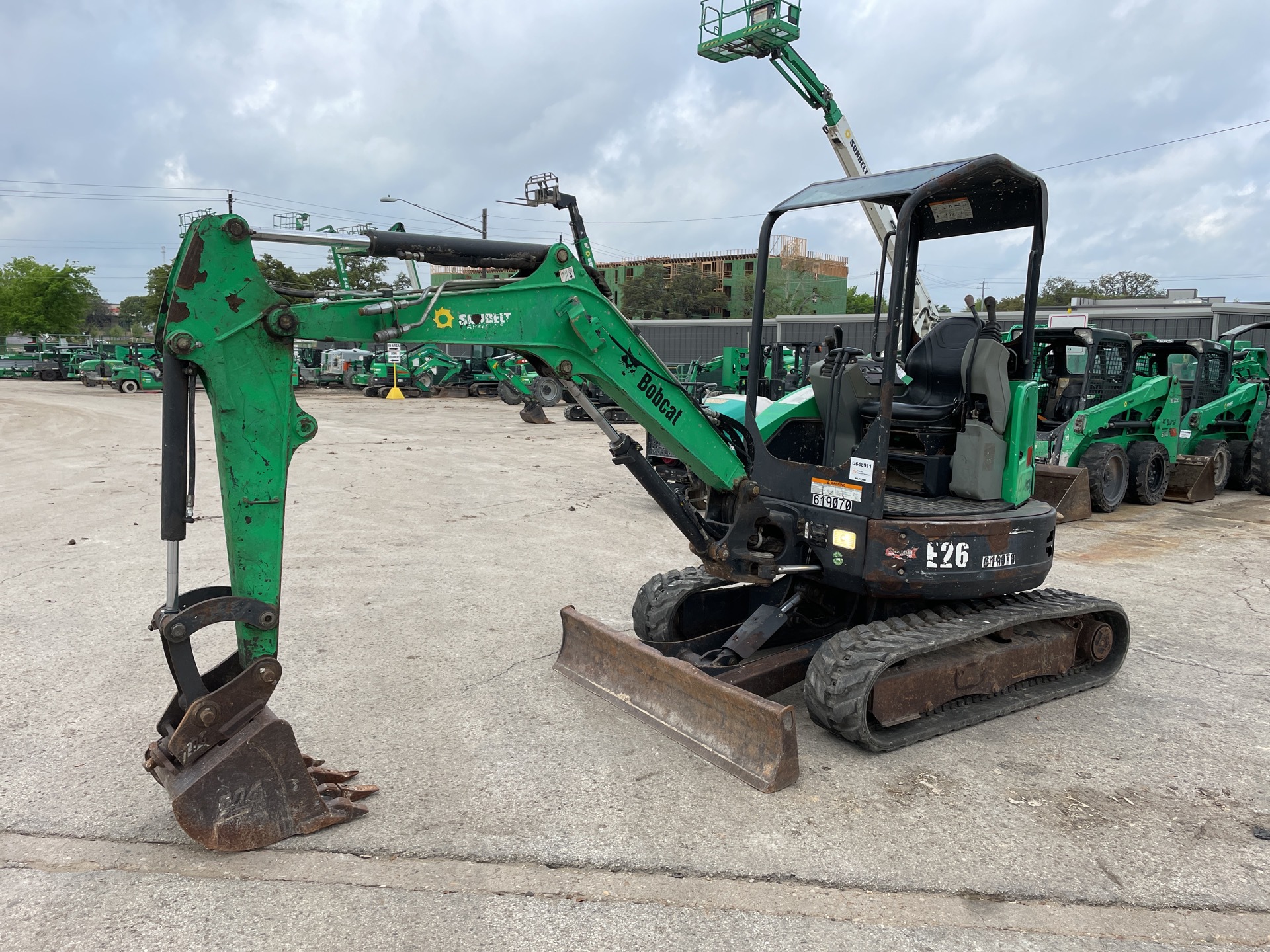 2014 Bobcat E26 GM Mini Excavator