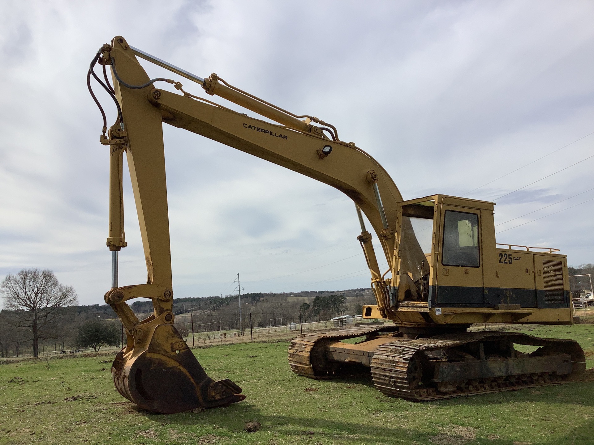 1979 Cat 225 Tracked Excavator