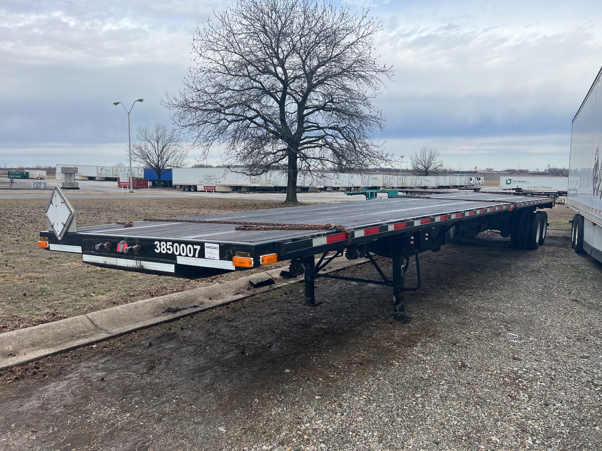 2003 Transcraft 48 ft T/A Flatbed Trailer