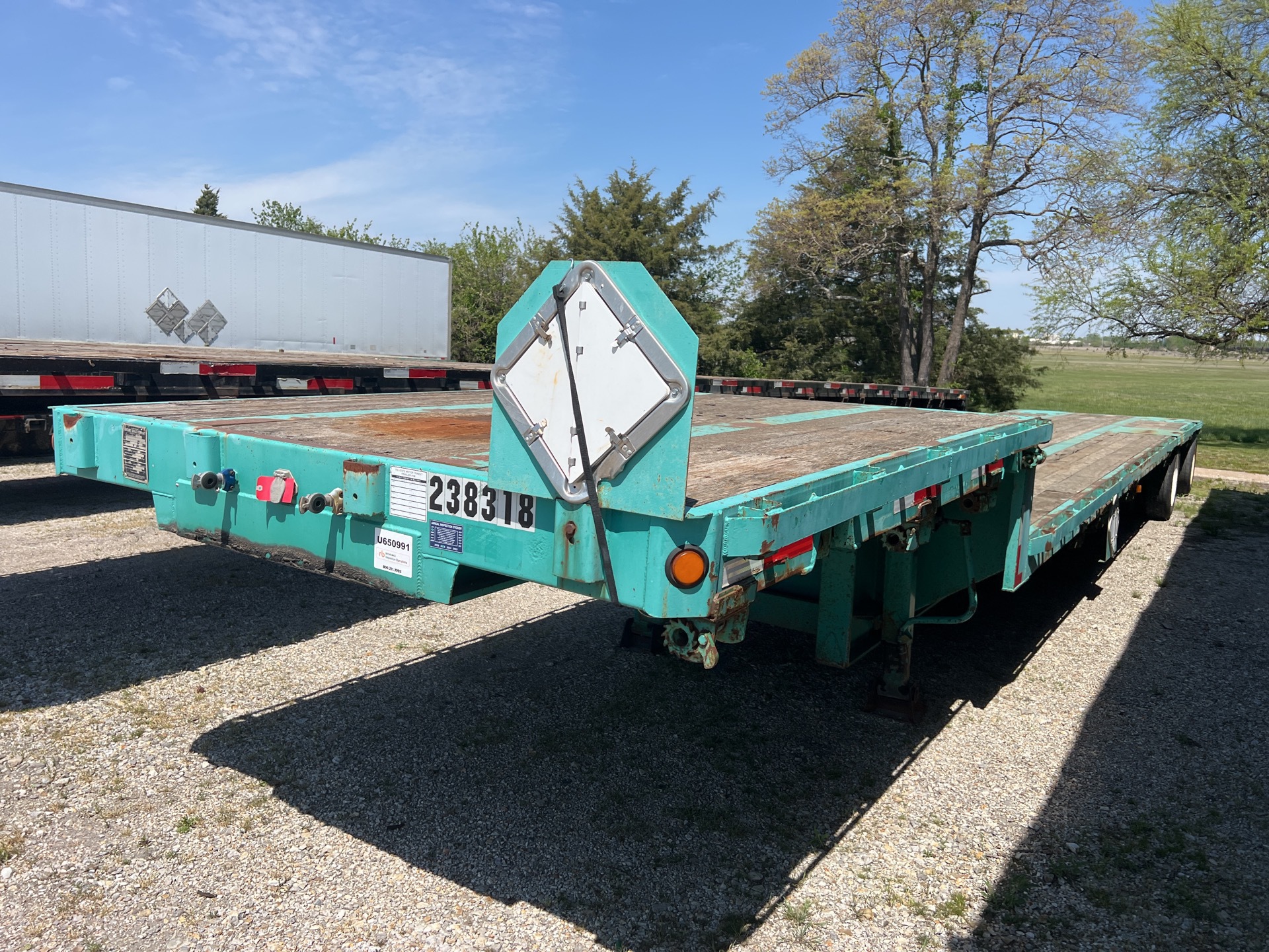 1992 Fontaine 48 ft T/A Step Deck Trailer