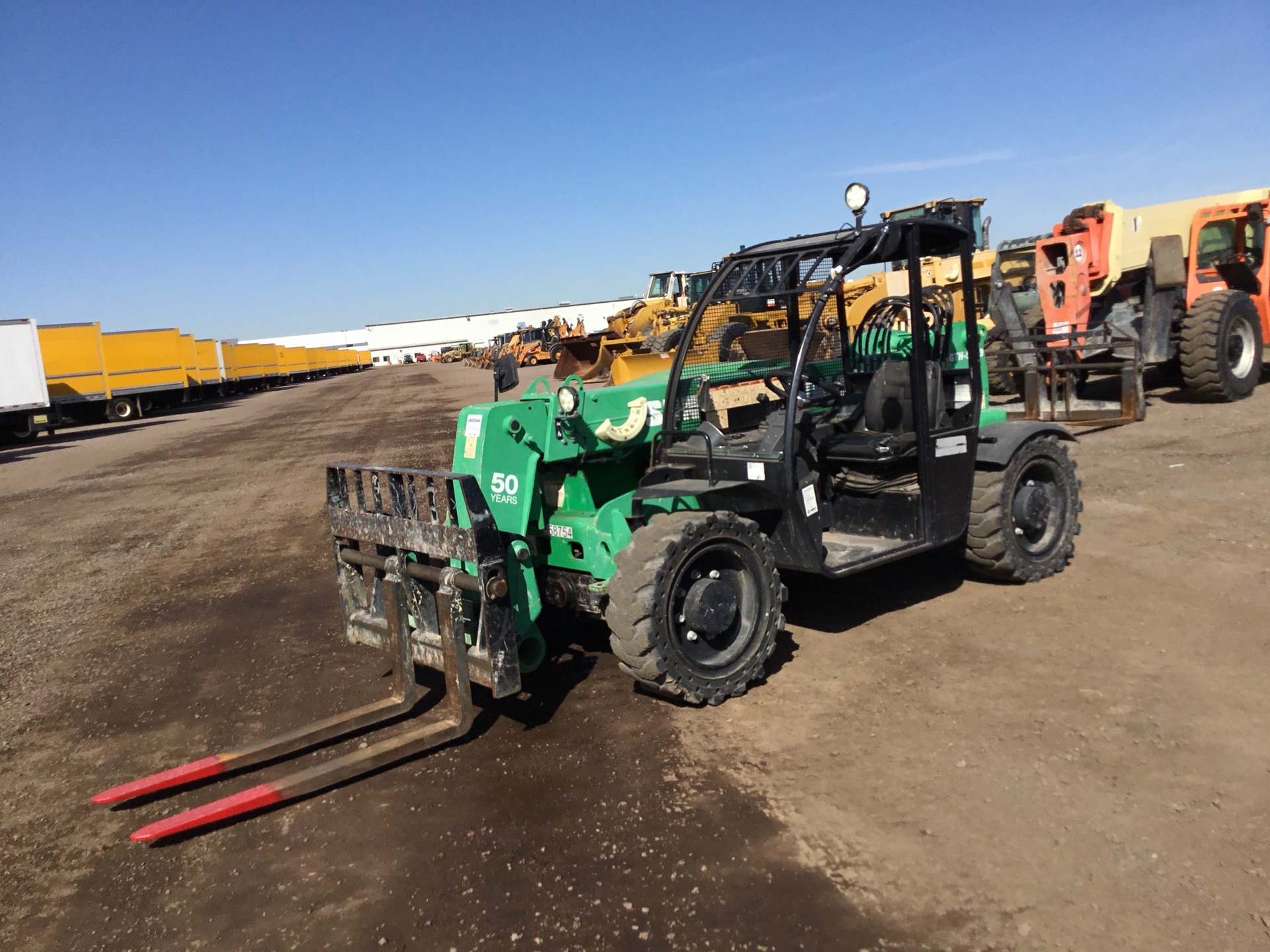 2016 Genie GTH-5519 Telehandler