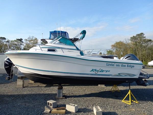 2003 Key Largo 2200 WA