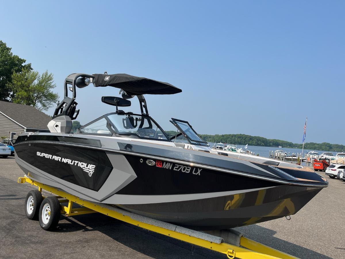 2019 Nautique G25