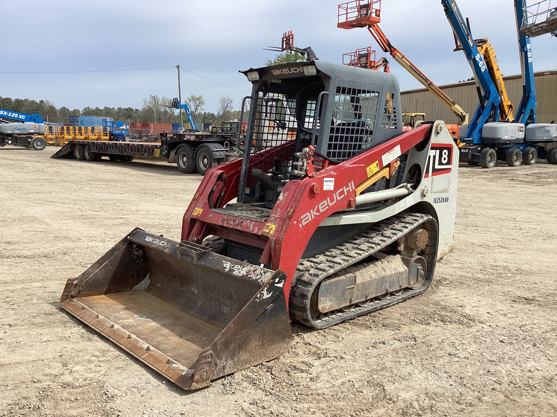 2018 Takeuchi TL8 Compact Track Loader