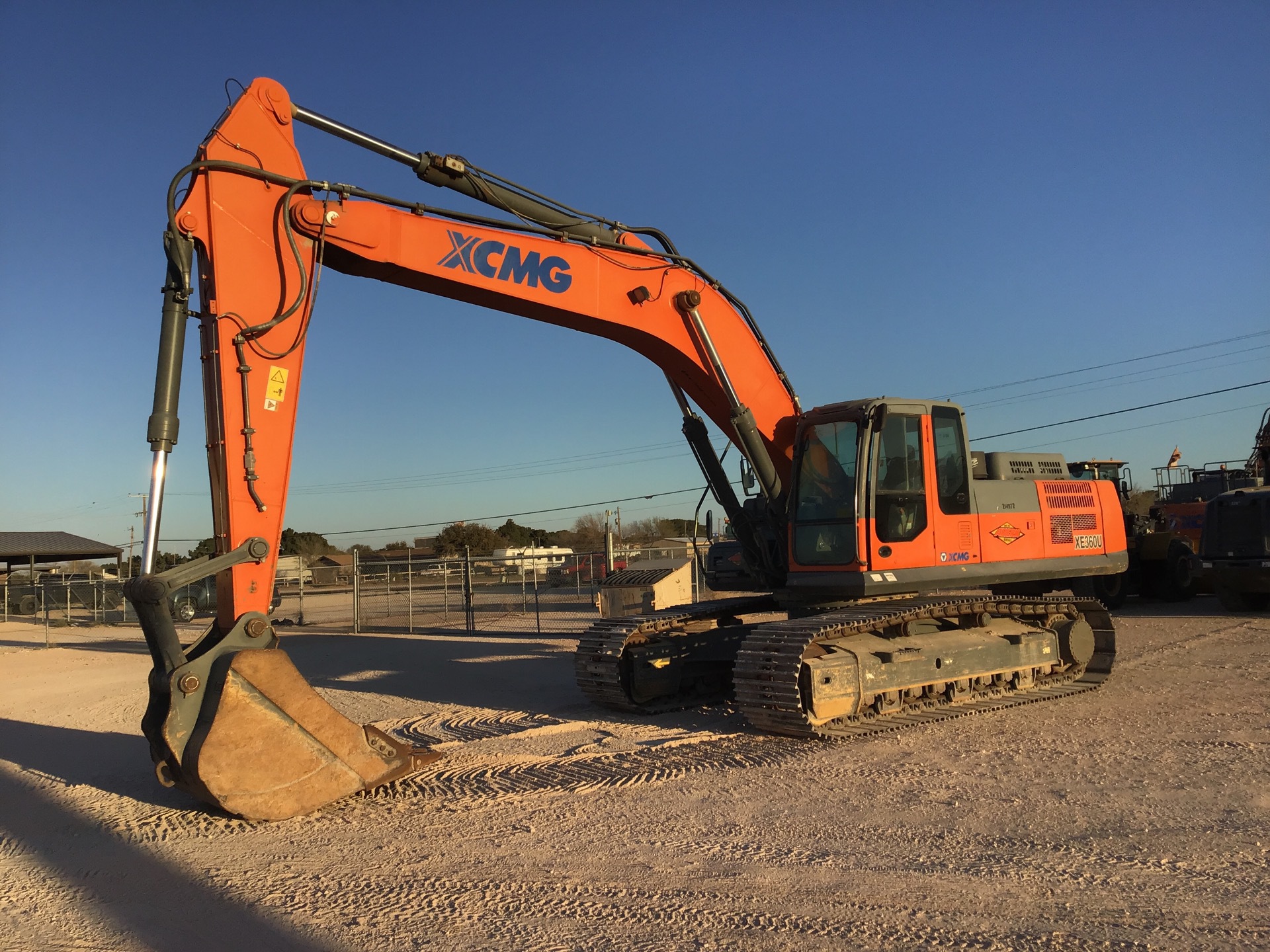 2018 XCMG XE360U Tracked Excavator