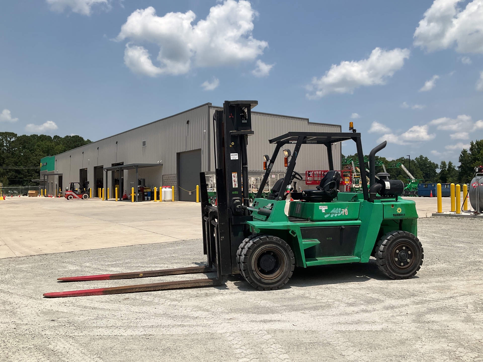 2012 Mitsubishi FD70 4x2 Pneumatic Tire Forklift