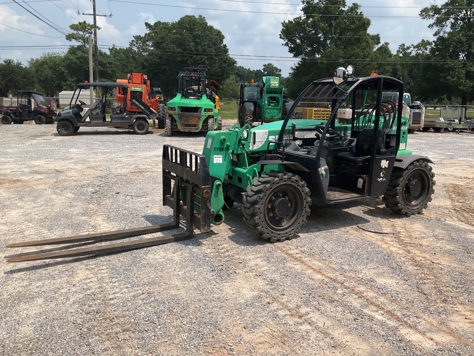 2015 Genie GTH-5519 Telehandler