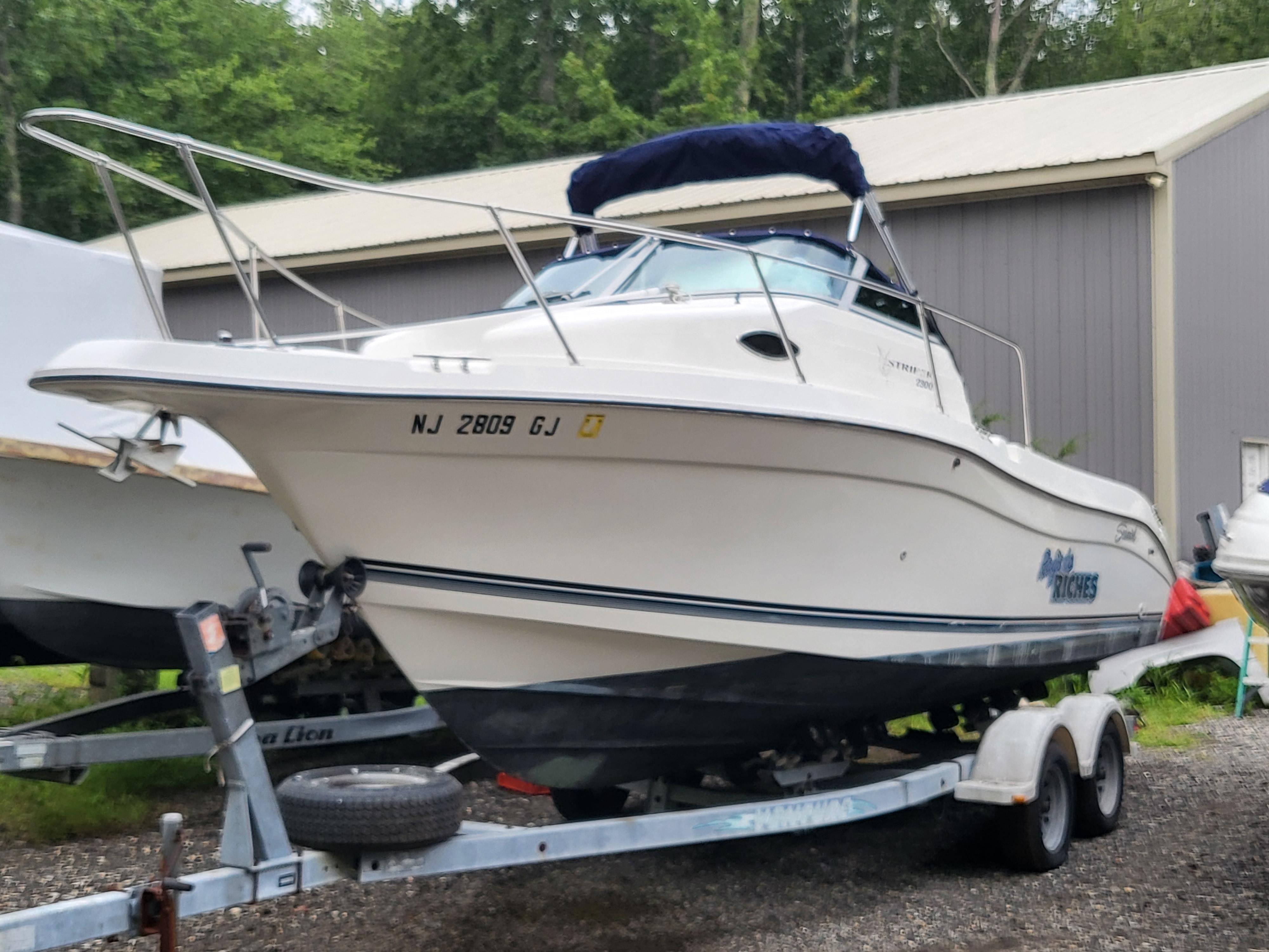 1998 Seaswirl 2300 Walkaround