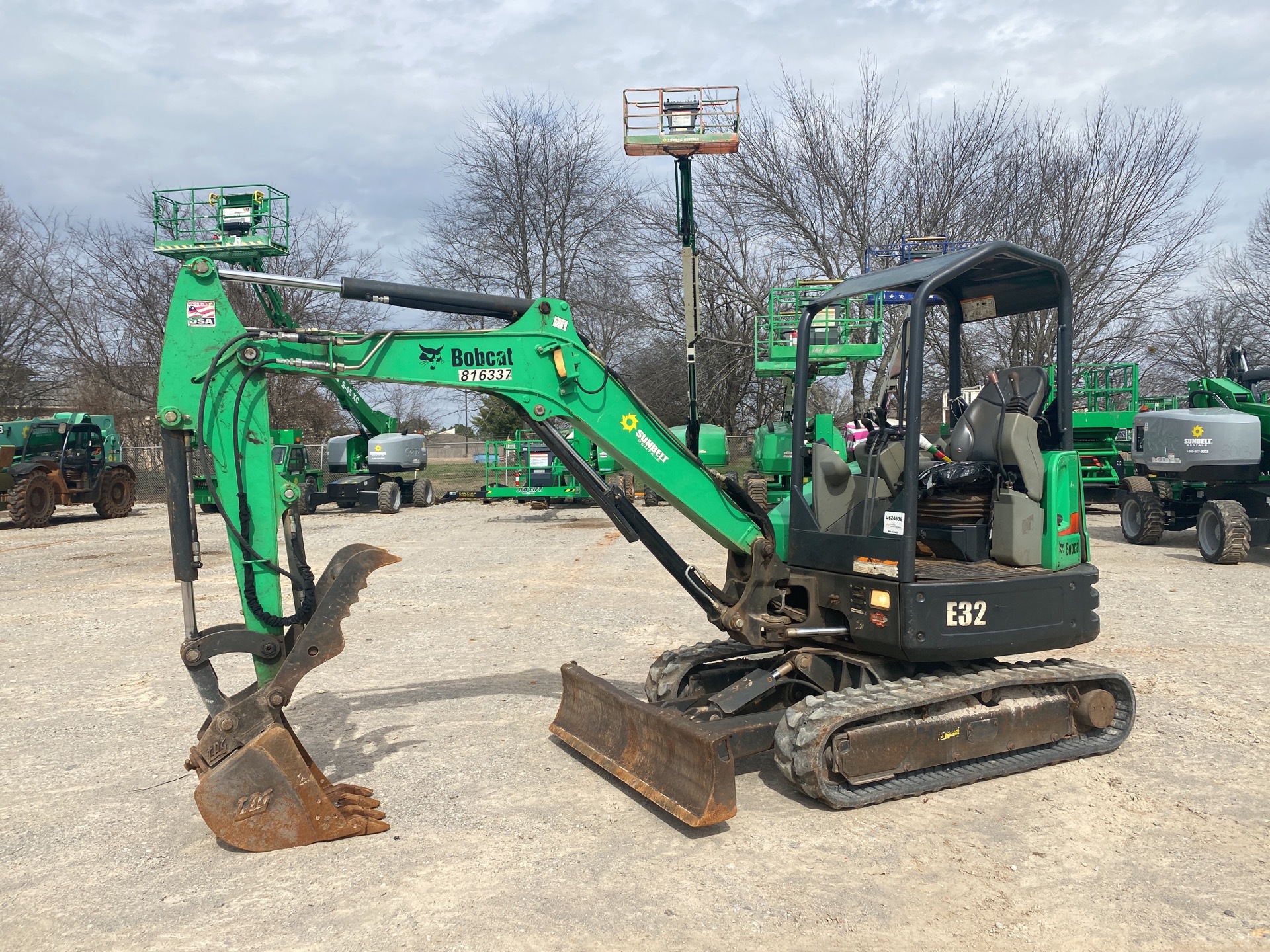 2016 Bobcat E32 Mini Excavator