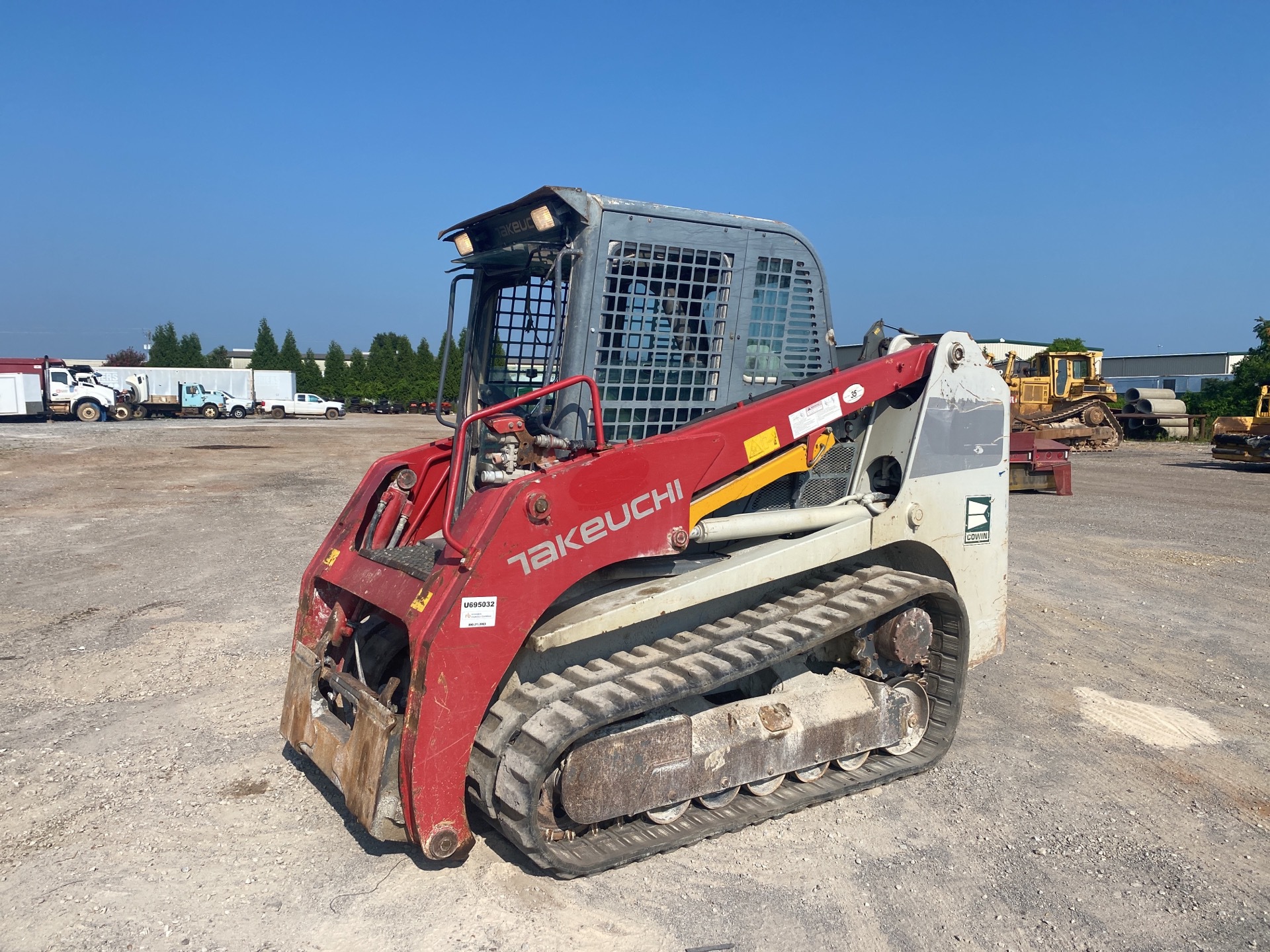 2015 Takeuchi TL12 Compact Track Loader