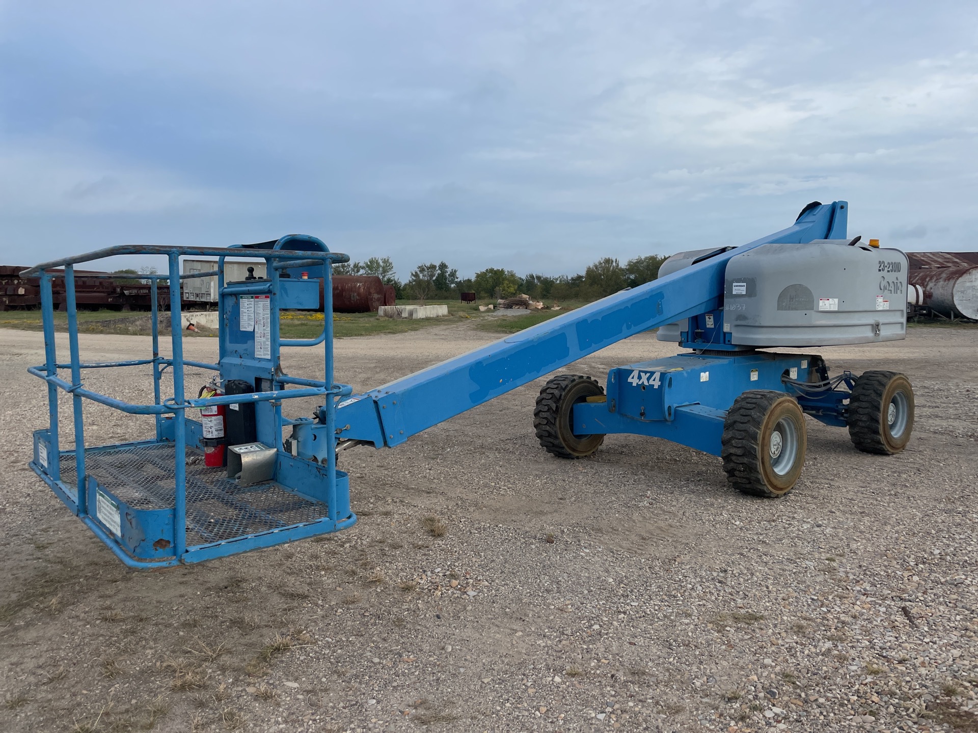 2012 Genie S-40 4WD Dual Fuel Telescopic Boom Lift