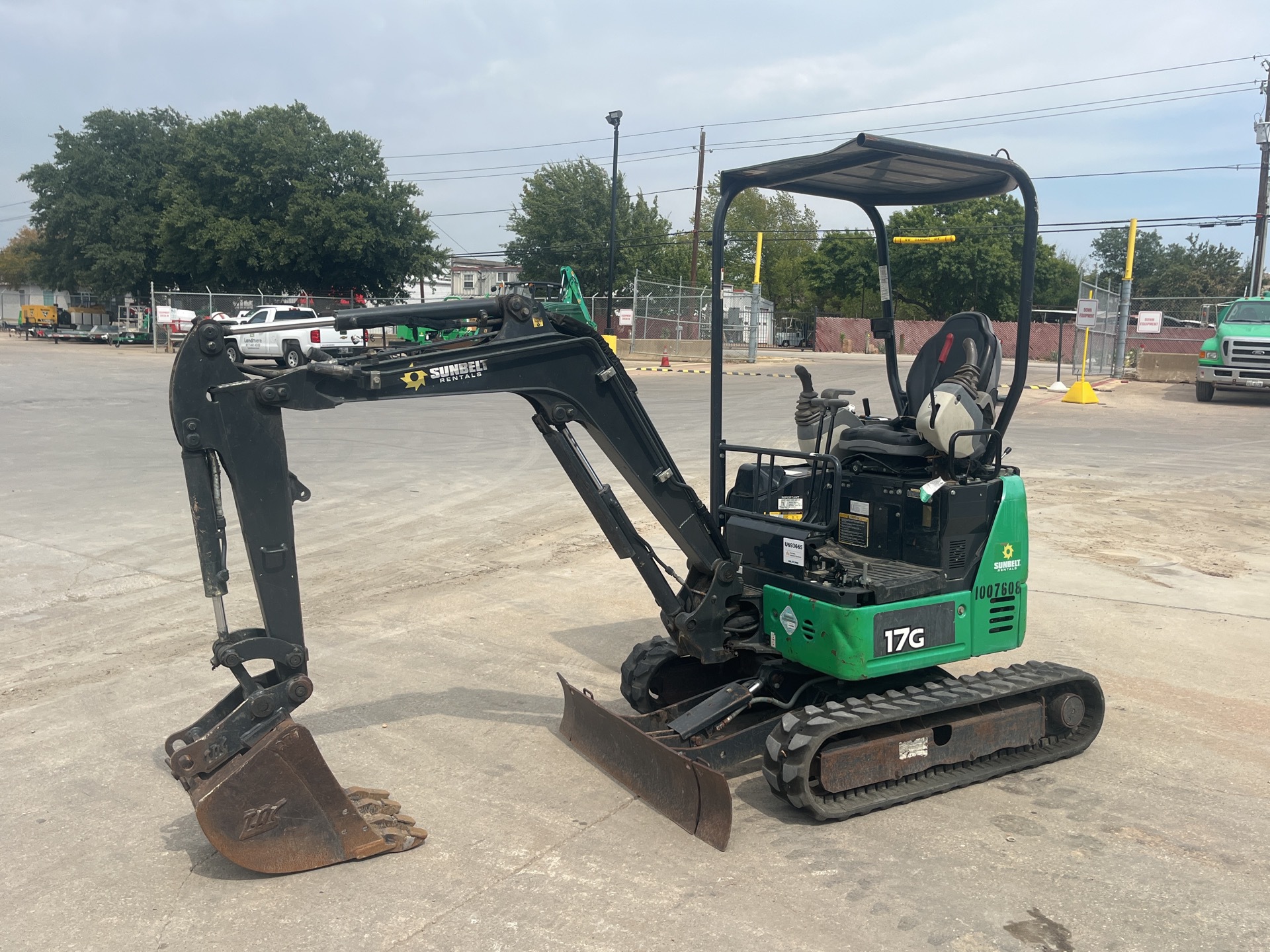 2017 John Deere 17G Mini Excavator