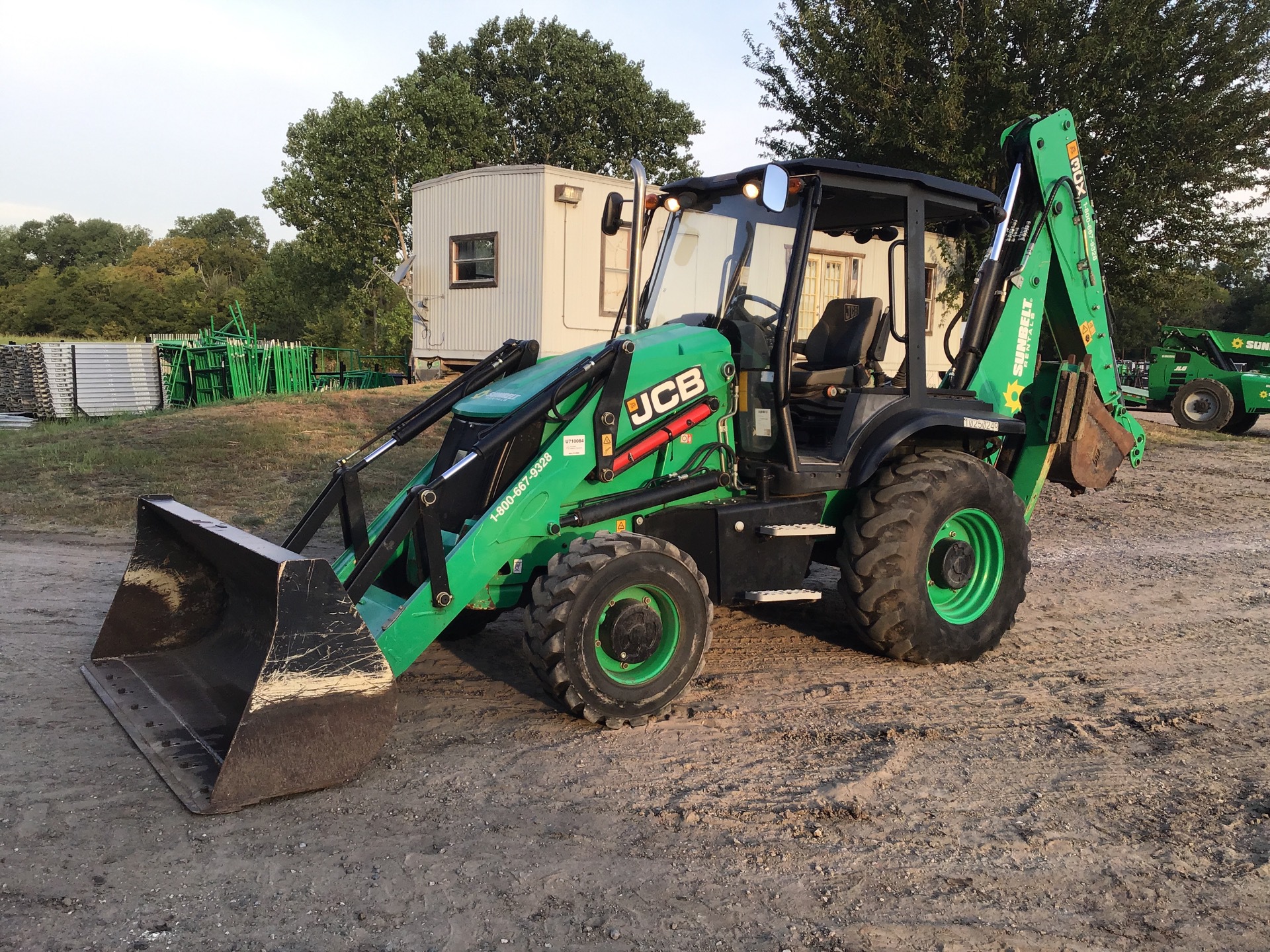 2019 JCB 3CXR14L4CM 4x4 Backhoe Loader