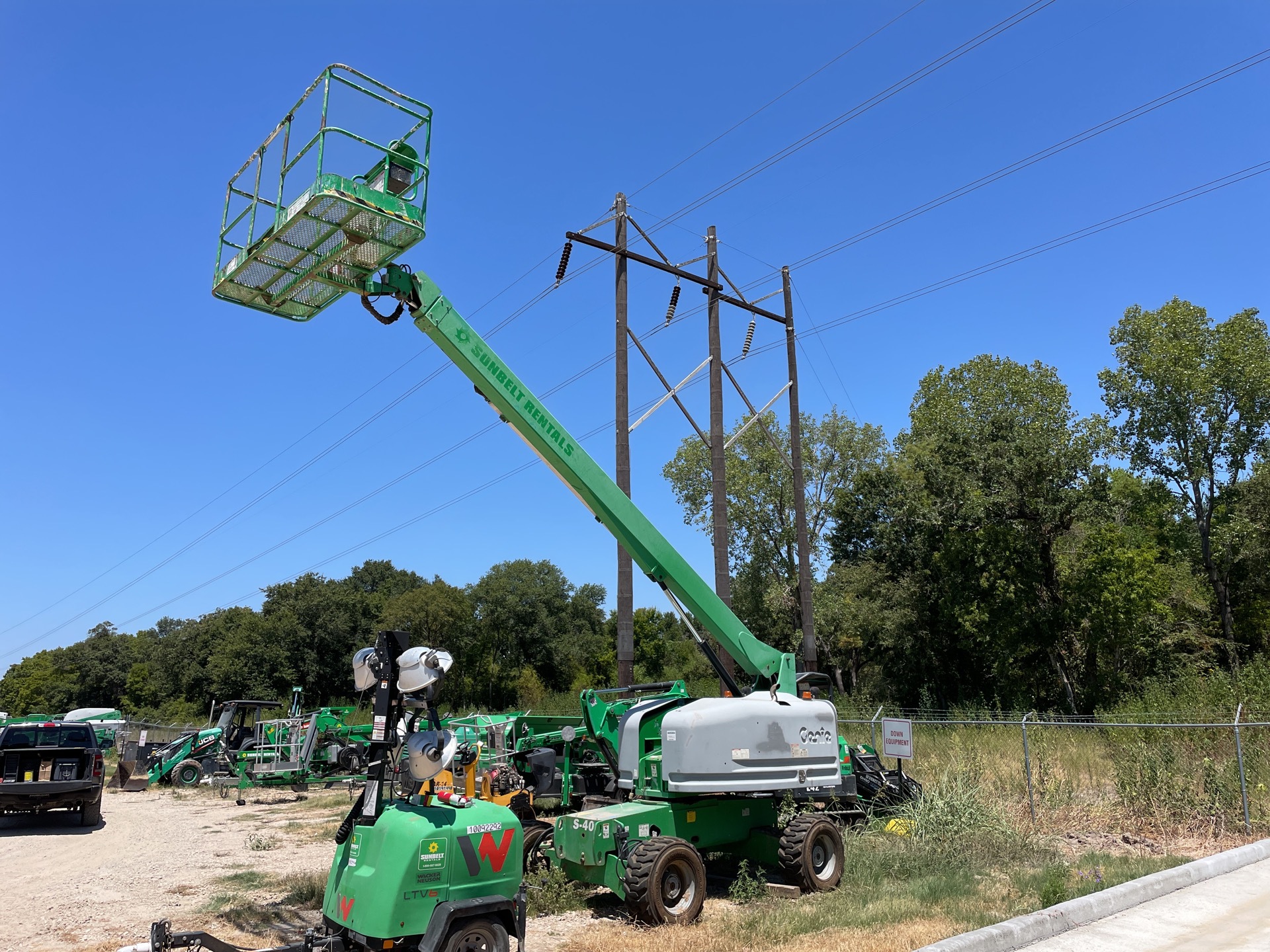 2014 Genie S-40 4WD Diesel Telescopic Boom Lift