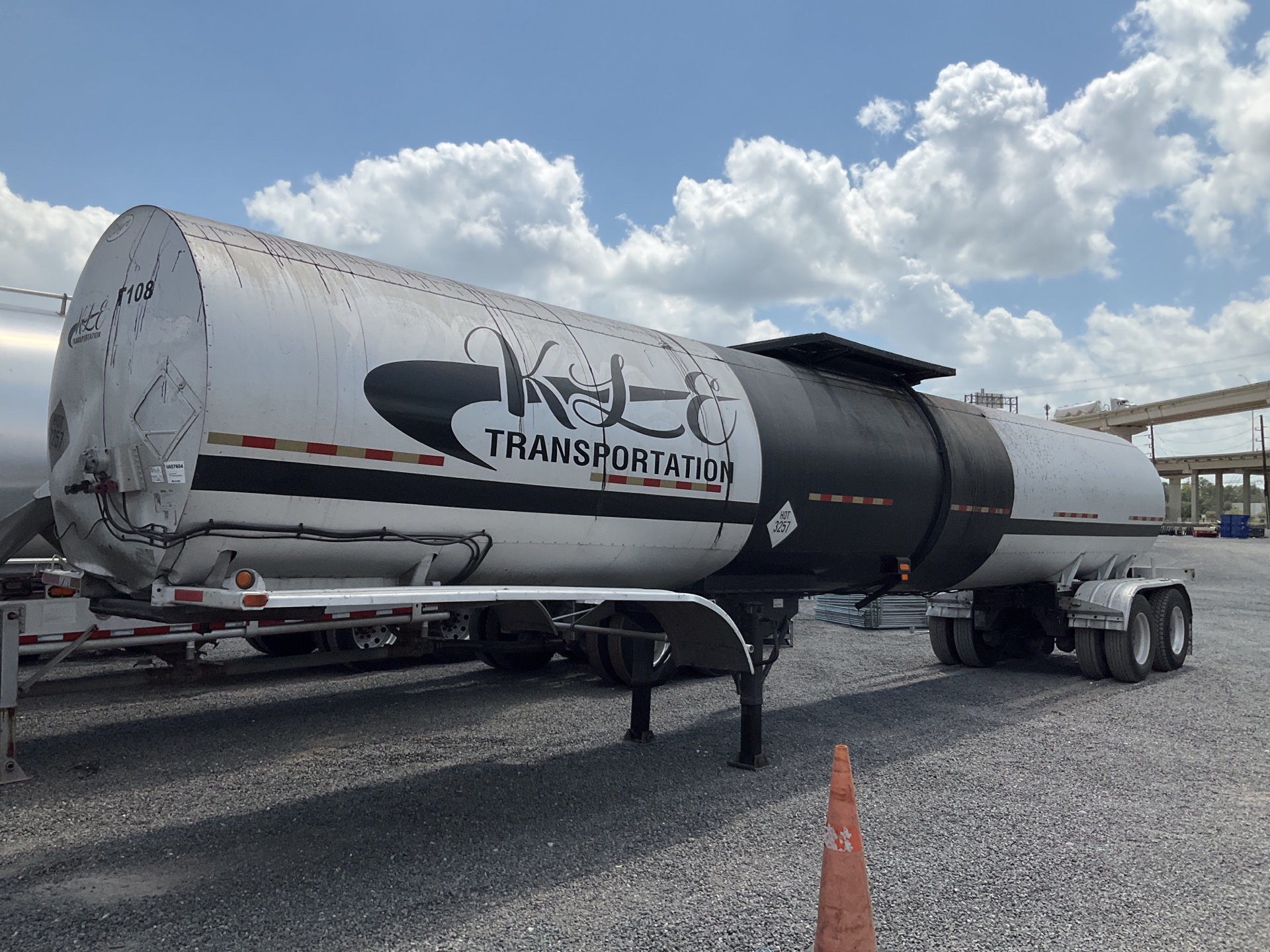 2008 Etnyre T/A Asphalt Tank Trailer