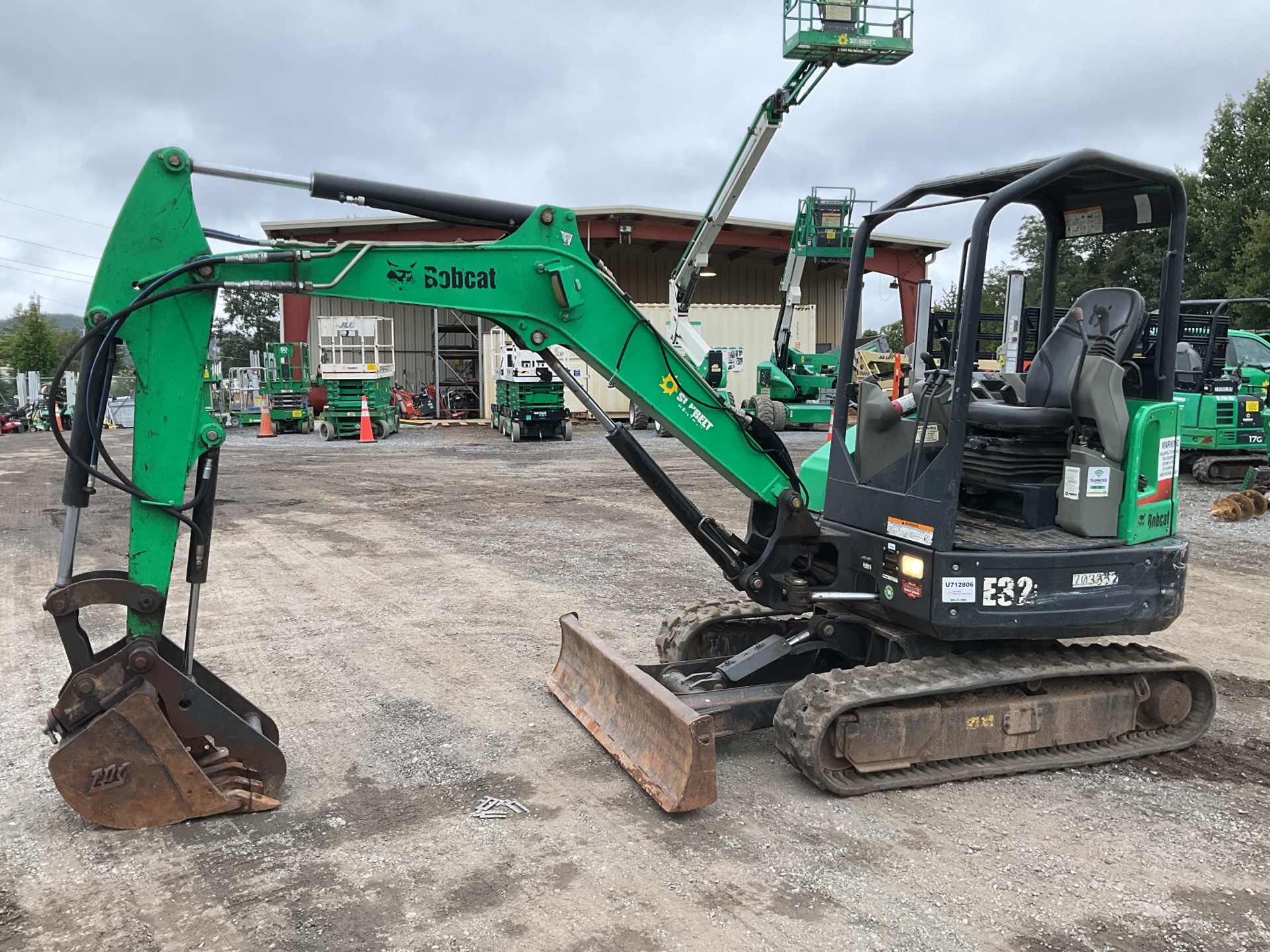 2015 Bobcat E32i Mini Excavator