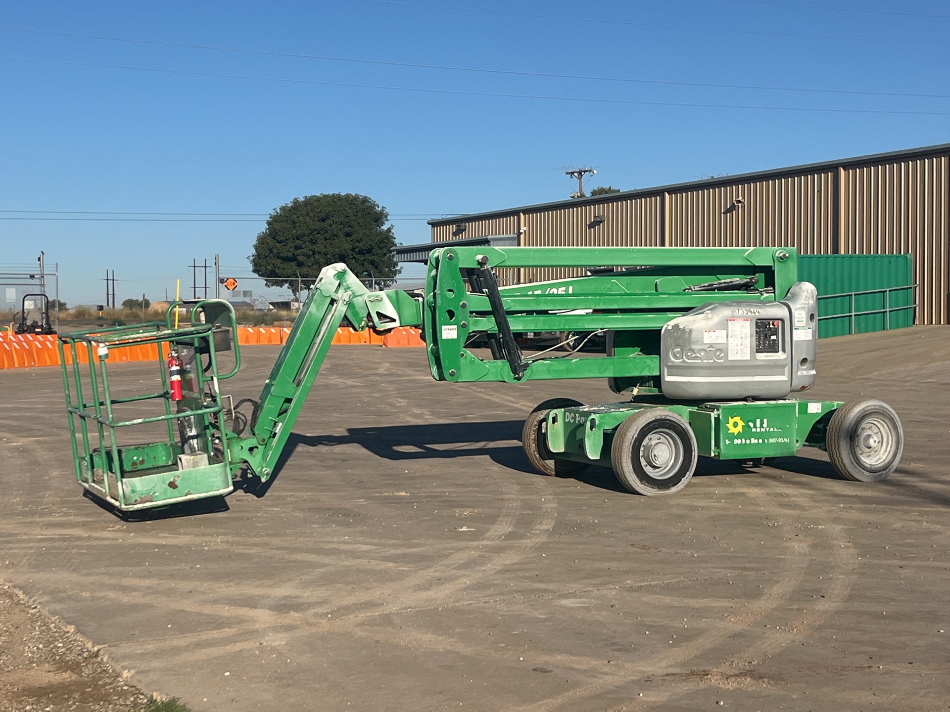 2015 Genie Z-45/25J 2WD Electric Articulating Boom Lift