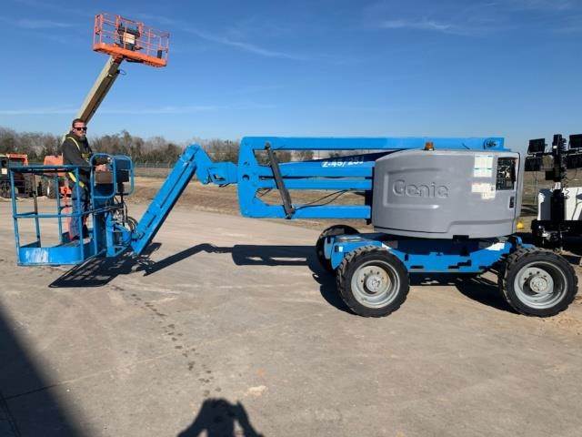 2013 Genie Z45/25J Articulating Boom Lift